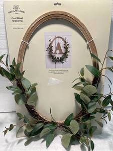 lot 7855 image: BEE & WILLOW OVAL WOOD WREATH (20 in)