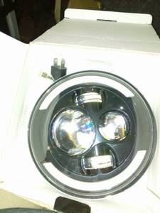 lot 1867 image: Zmoon 7 round LED motorey ring softail (1 pack)