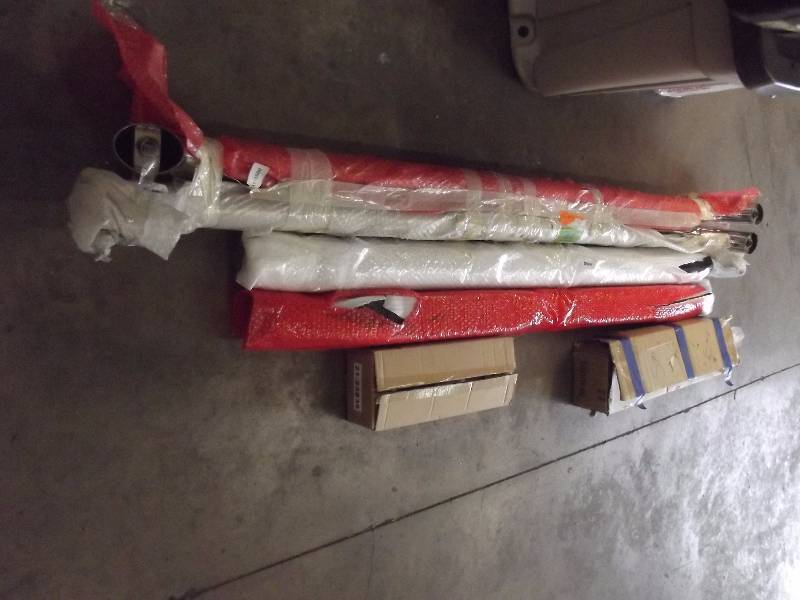 lot 1702 image: Running Board Lot