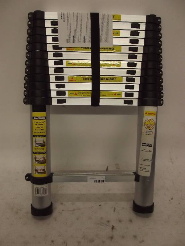 lot 1730 image: Telescoping Ladder