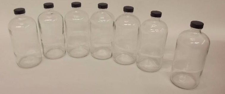 lot 1734 image: Lot of 7 Jars with Lids