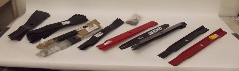 lot 1739 image: Huge Lawnmower Blade Lot