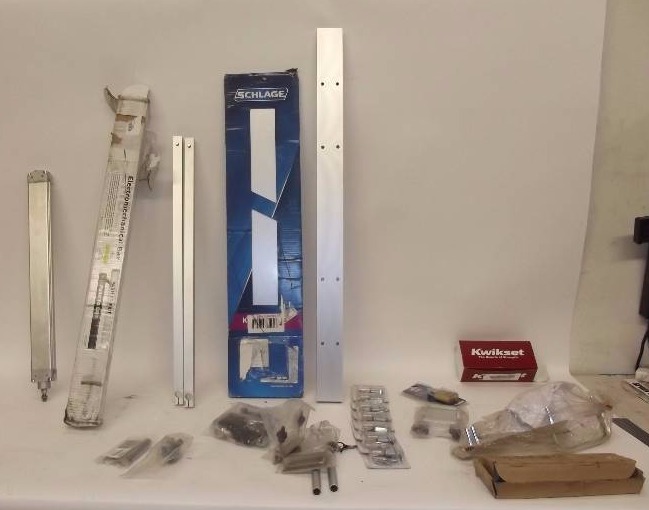 lot 1740 image: LocksDoor Parts