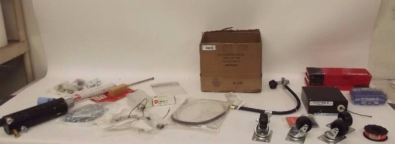 lot 1747 image: Hardware Goods Lot