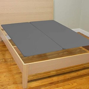 lot 8123 image: 1.5-Inch Wood Bunkie BoardSlats Set Mattress Bed Support - King Size (2 Halves Included)