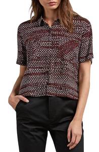 lot 20029 image: Womens Volcom Print Top, Size Small - Burgundy