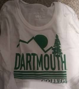 lot 20041 image: Dartmouth Big Green Womens LS Tee Size Lg