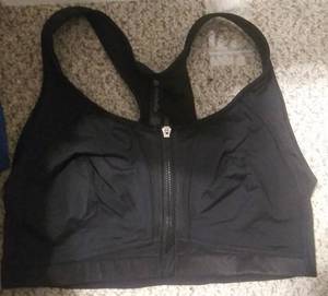 lot 20053 image: Arabella Womens Front Closure Sport Bra, Black, M