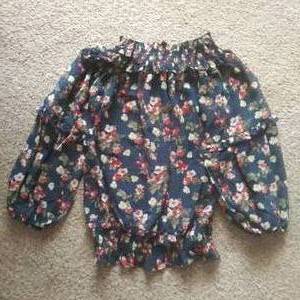 lot 20016 image: Ella Moon Ladies Top, Navy Floral, Small,