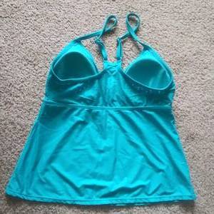 lot 20036 image: Coastal Blue Womens Swimwear Laser Cut Tankini Top, M