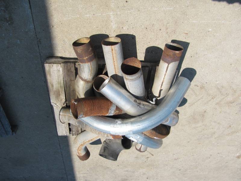 lot 7014 image: EXHAUST PIPING AIR INTAKE TUBING