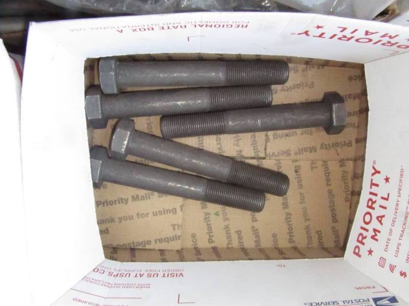 lot 1093 image: 5 Case Harden Bolts 34 x  6