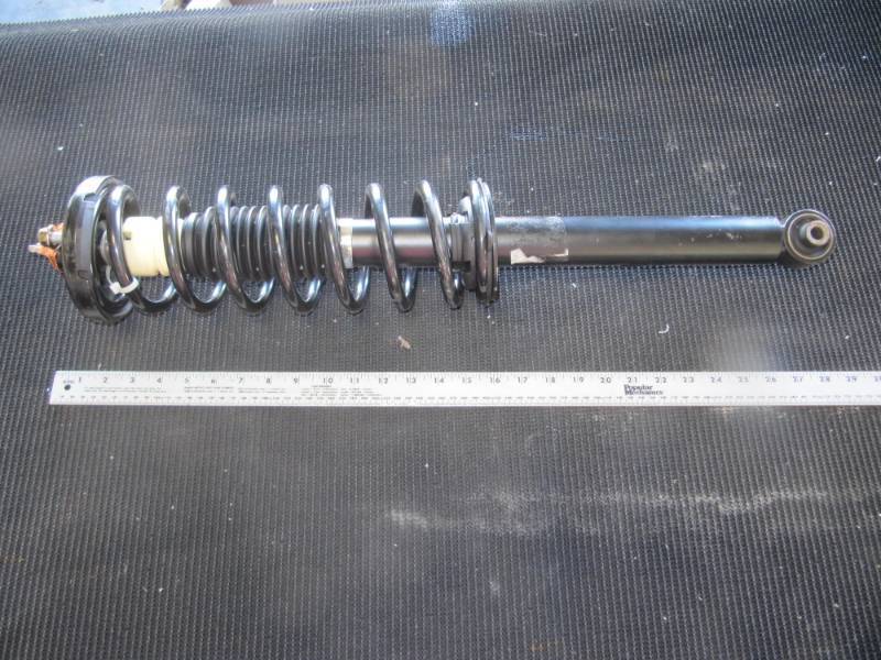 lot 1558 image: BLACK STRUT #2242882100