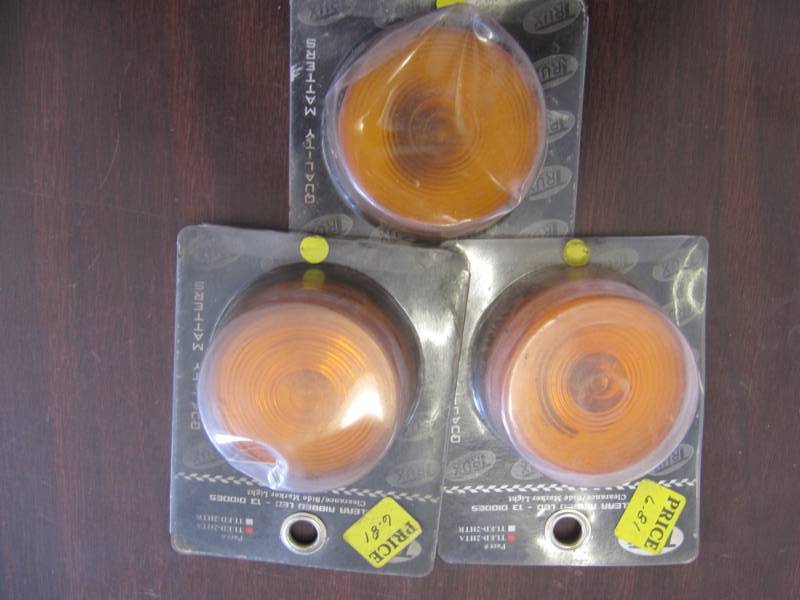 lot 1702 image: 3 NEW 2 12 Amber Ribbed Led Clearance & Side Marker lights
