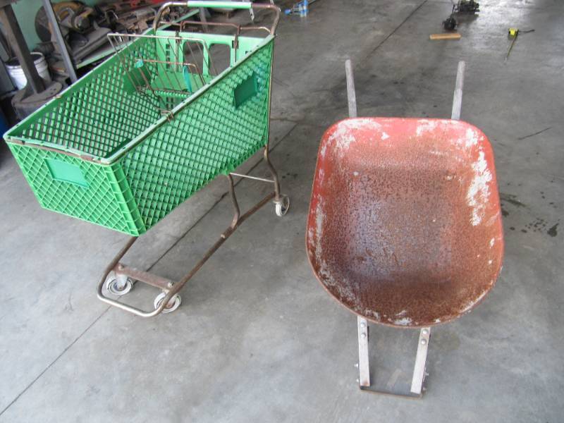 lot 6066 image: Almost New WHEEL BARREL  SHOPPING CART