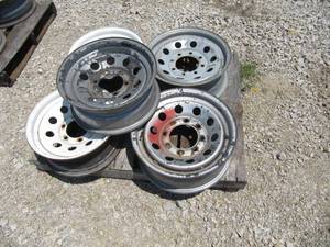 lot 7024 image: 5 COUNT TRAILER WHEELS 3 CT 6 LUG X 5.5 INCHES SIZE 15 X 6    2 CT 8 LUG X 6.5 INCHES SIZE 16 DIAMETER X 6 WIDTH