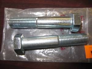 lot 1918 image: 2 NEW HEX BOLTS 1 -8 X 6 COURSE THREAD