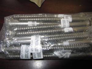 lot 1912 image: NEW HILLMAN 15 PCS. 316SS HEX LAG SCREWS 38 X 6