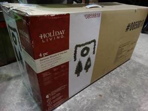 lot 23103 image: Outdoor Christmas Set for Front Porch