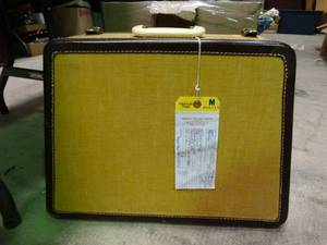 lot 23091 image: Bernina Sewing Machine and Accessories in Carrying Case