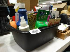 lot 23083 image: Lot of Household Cleaners