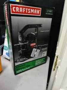lot 23001 image: Craftsman Electric BlowerVac in Box