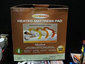 lot 23009 image: Heated Mattress Pad
