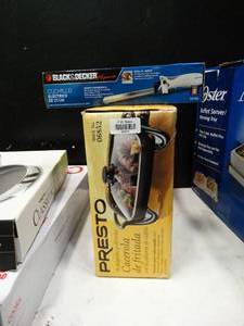 lot 23013 image: Black & Decker 9 Electric Knife and Presto Electric Skillet