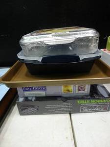 lot 23015 image: Lot of New Bake Ware