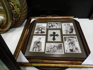 lot 23019 image: Lot of Wall Art