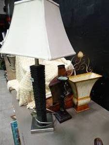 lot 23028 image: Lot of Metal Home Decor and Modern Table Lamp