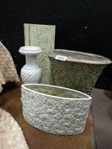 lot 23031 image: Lot of Ornate Decor