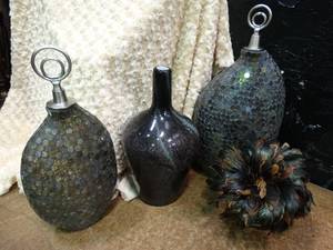 lot 23034 image: Beautiful Mosaic Glass  Quality Decorative Glass Vases