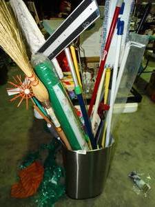 lot 23038 image: Lot of Household Long Handled Tools in Can