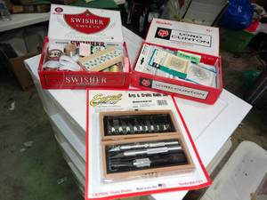 lot 23196 image: New Excel Arts and Crafts Knife Set with Misc. Sewing Supplies