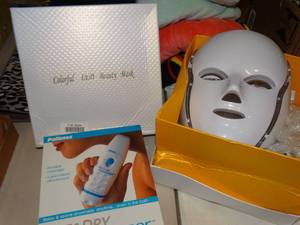 lot 23248 image: LED Beauty Mask & Wet  Dry Massager