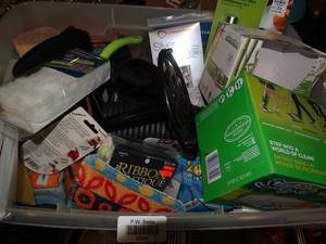 lot 23226 image: Lot of home goods
