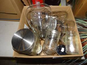 lot 23216 image: Misc Glassware