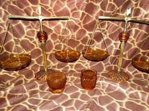 lot 23026 image: Pair of Amber Colored Glass Scales and Matching Cups