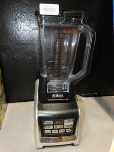 lot 23006 image: Nutri Ninja Blender System