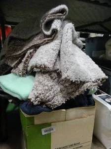 lot 23155 image: Lot of Assorted Fabrics