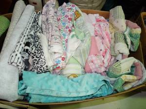 lot 23290 image: Mixed Variety of Material  Flannel  Quilting  Etc