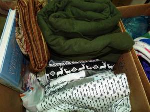 lot 23324 image: Variety of Sewing and Quilting Material