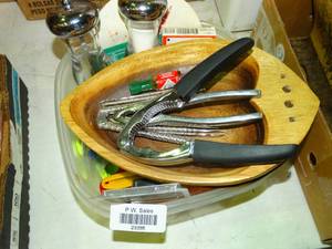 lot 23355 image: Cards Clips S&P Shakers Nut Crackers Etc