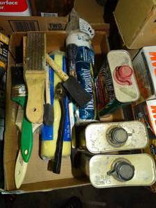 lot 23383 image: Lot of paint products