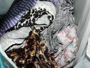 lot 23413 image: Lot of Fabric with Misc. Patterns