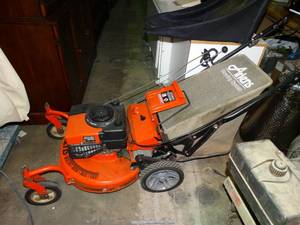 lot 23476 image: Ariens Push Lawn Mower