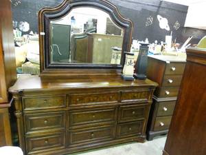 lot 23478 image: Art Furniture Dresser with Vanity Mirror