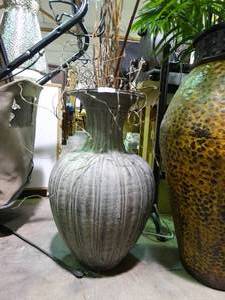 lot 23505 image: Large Decorative Vase