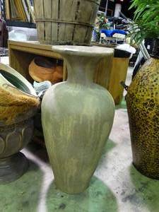 lot 23506 image: 30 Tall Vase